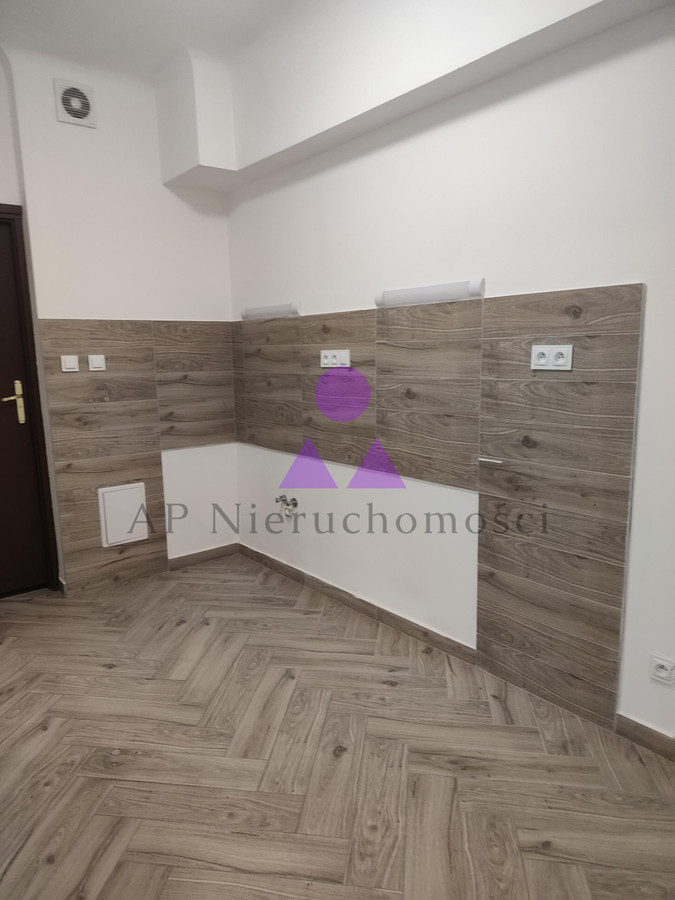 lokal pod mieszkanie, biuro lub usługi - Więcej