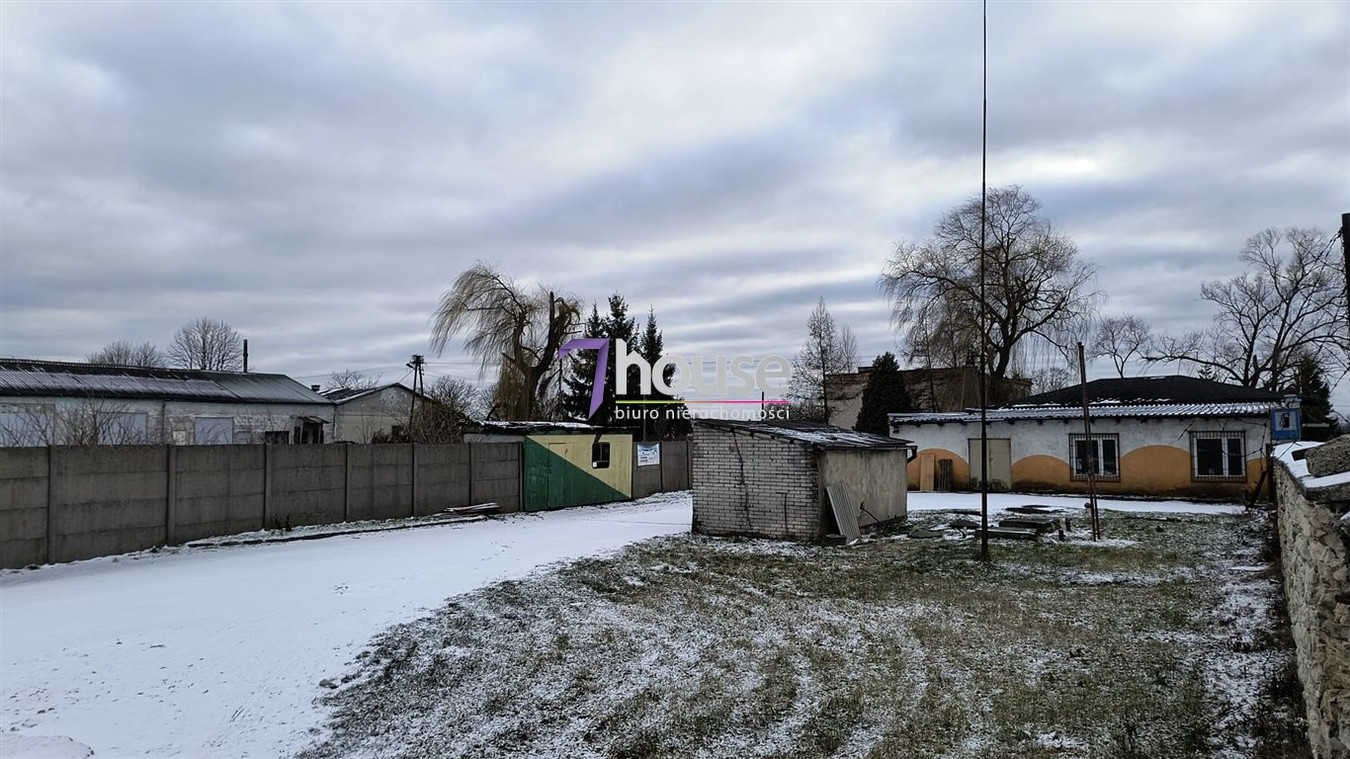 PLAC Z BUDYNKIEM POD STACJĘ BENZYNOWĄ - Widok 3