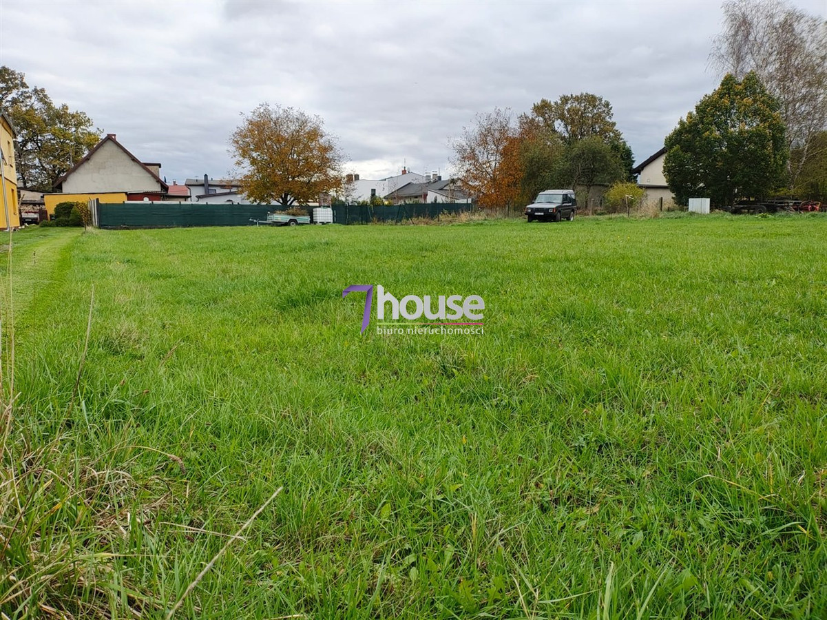 Działka budowlana 633 m² w spokojnej okolicy - Widok 2