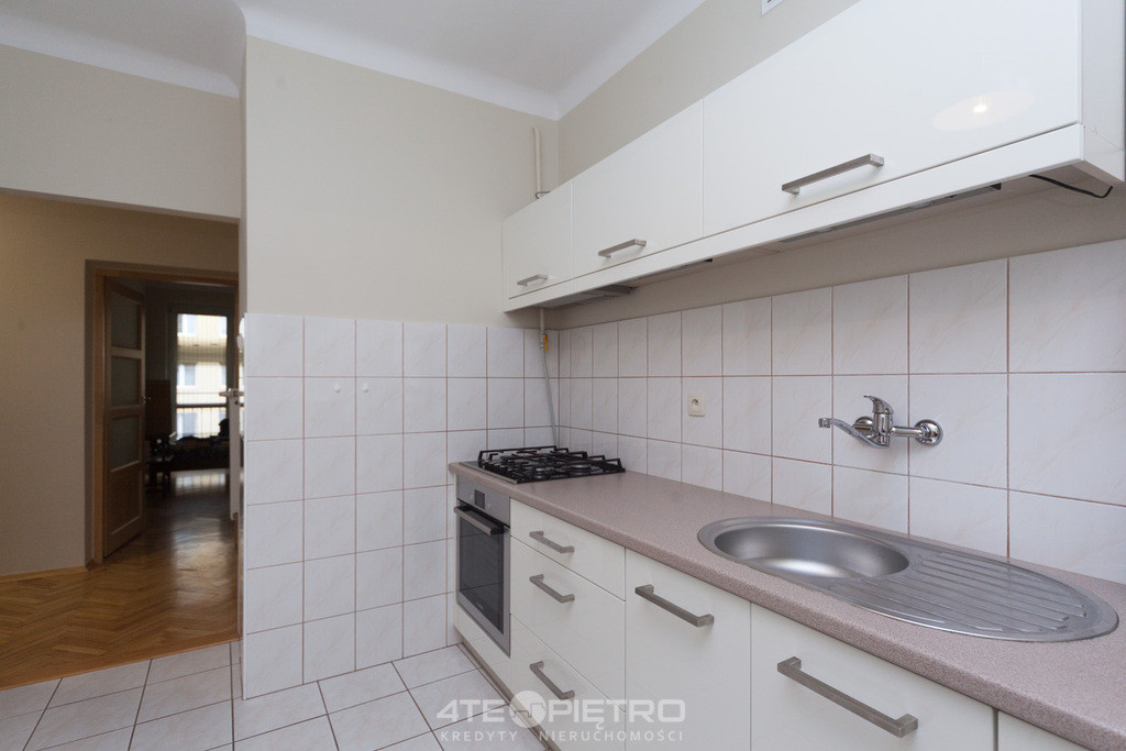 Wygodne 2 pokoje z oddzielną kuchnią i balkonem - Widok 3