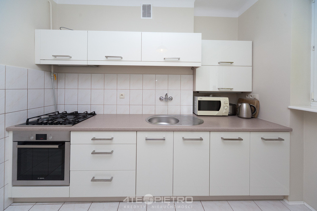 Wygodne 2 pokoje z oddzielną kuchnią i balkonem - Widok 4