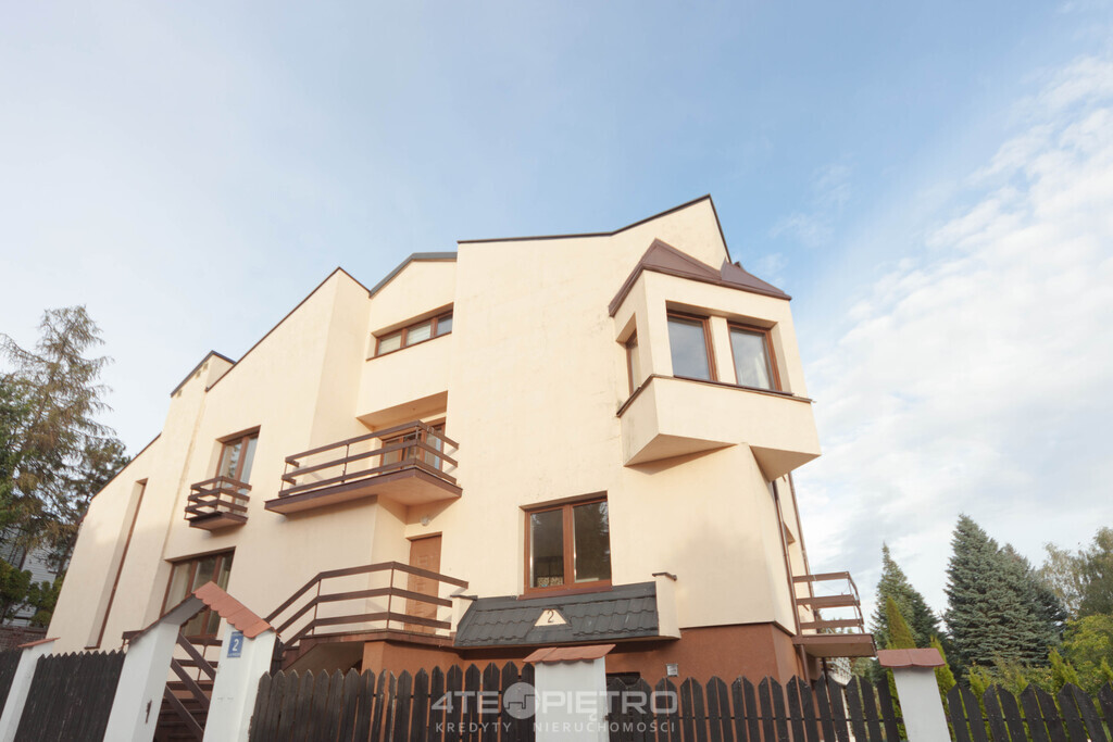 DOM DO WYNAJĘCIA | 370 m² | WĘGLIN | 12 POKOI | GARAŻ