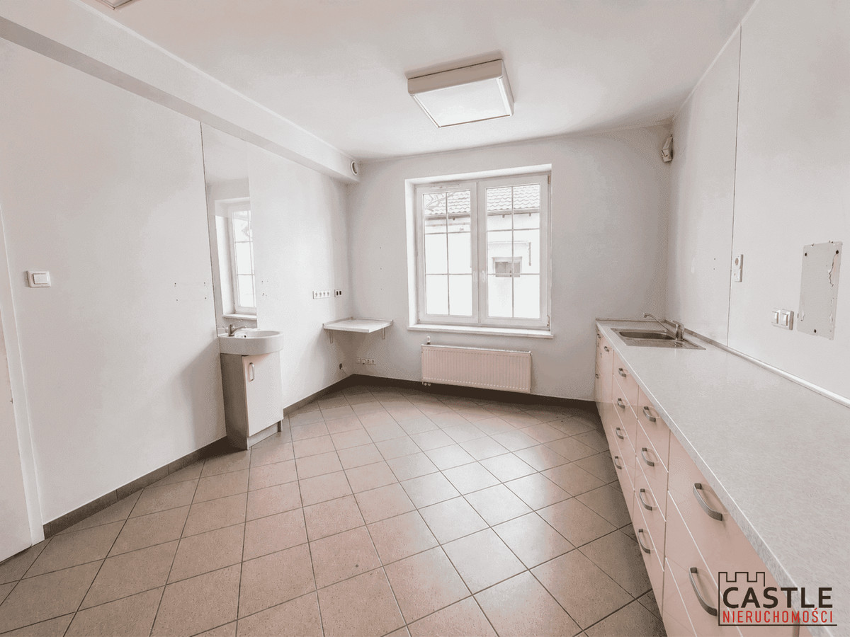 102 m² | 3 gabinety | medyczny, usługowy, biurowy - Więcej