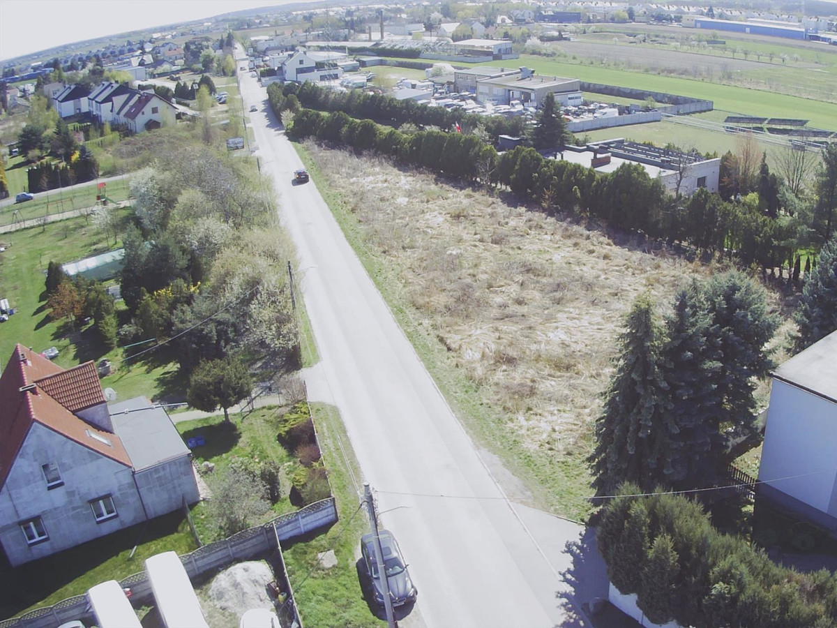 Działka w Komornikach – 2360 m², świetna lokalizacja - Widok 3
