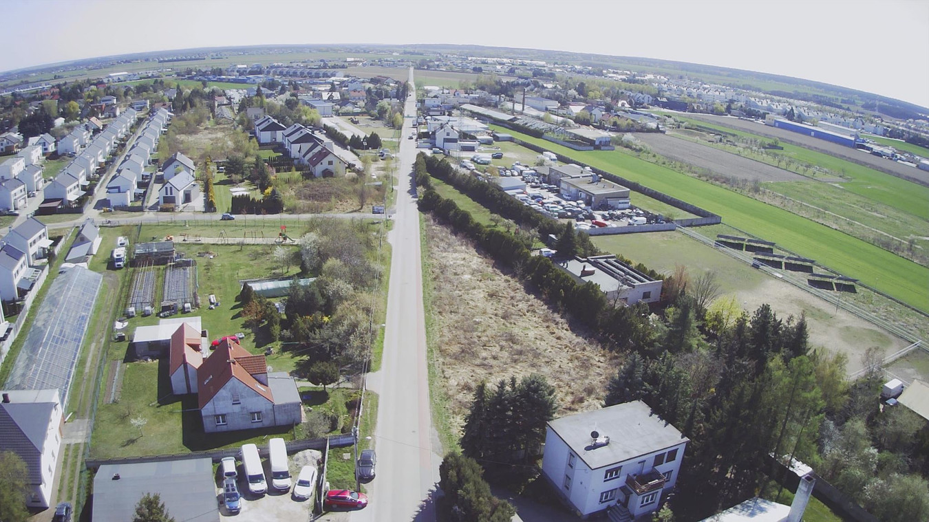 Działka w Komornikach – 2360 m², świetna lokalizacja - Więcej