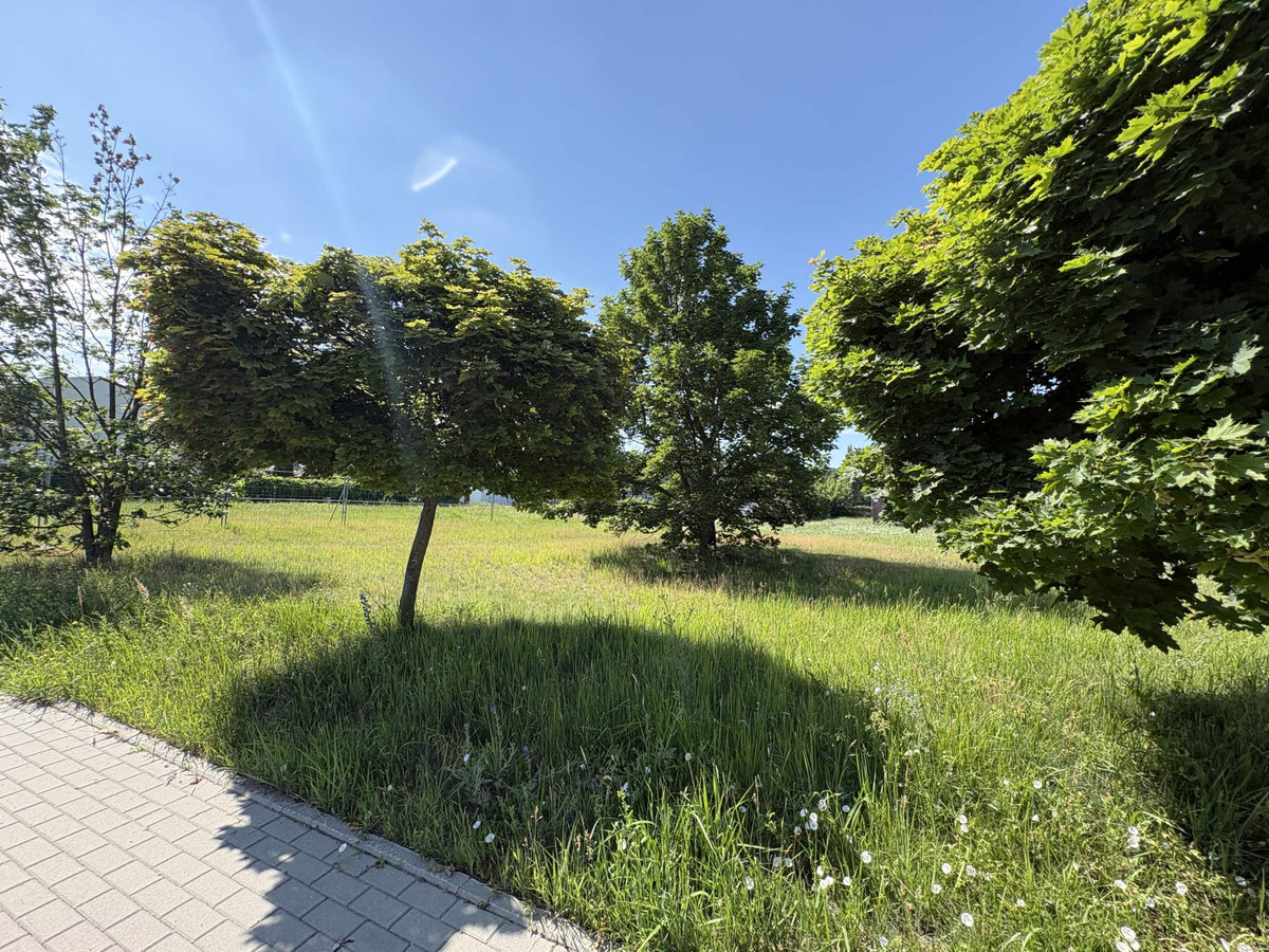 Działka budowlano-usługowa z MPZP 675 m² | blisko centrum Żyrardowa - Więcej