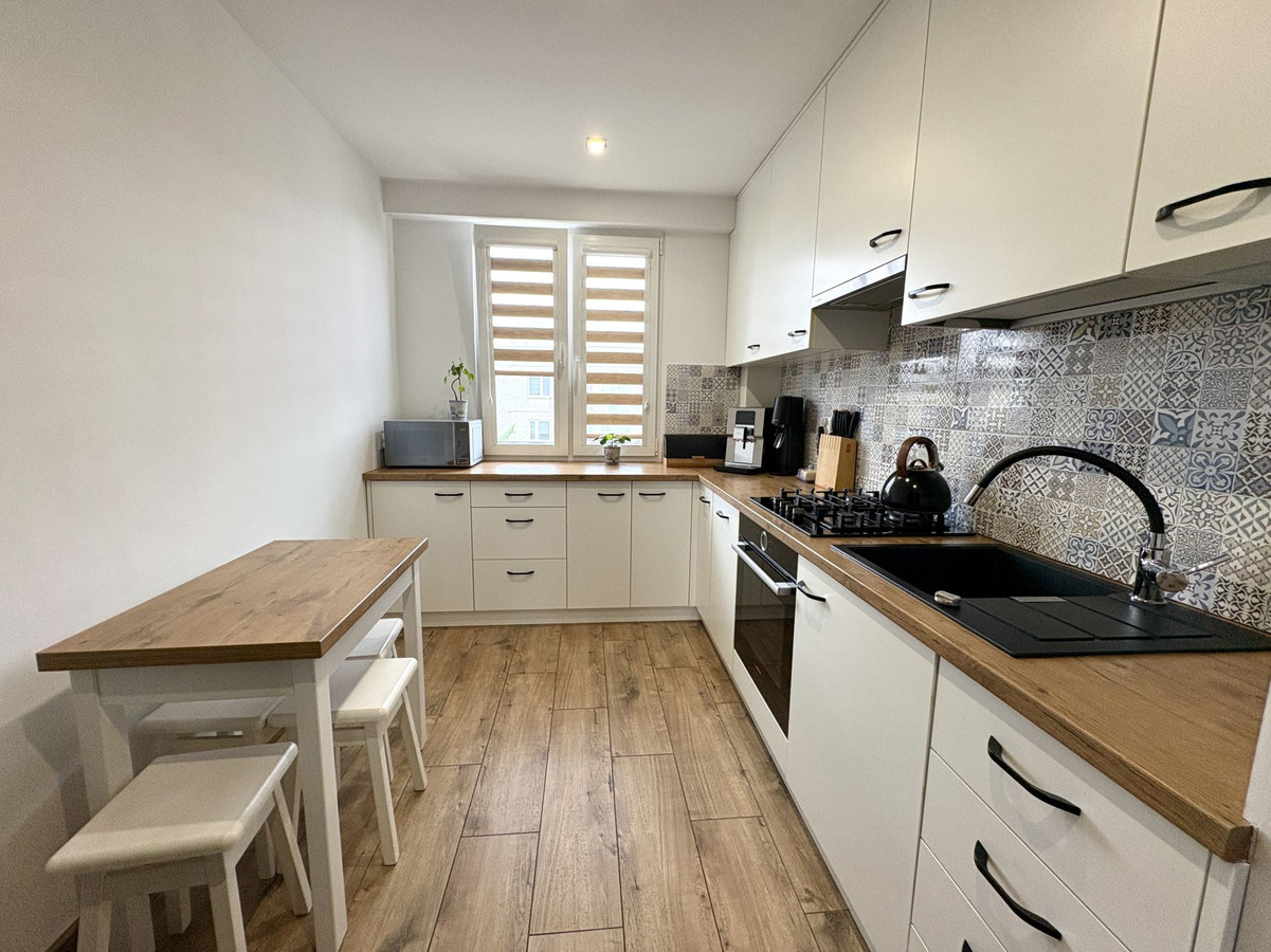 Nowoczesne, umeblowane mieszkanie 63 m² | 3 pokoje, loggia! | Żyrardów - Więcej