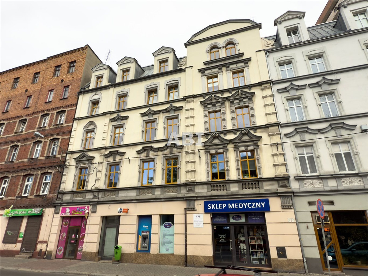 Klimatyczna w pełni wykończona kamienica w centrum