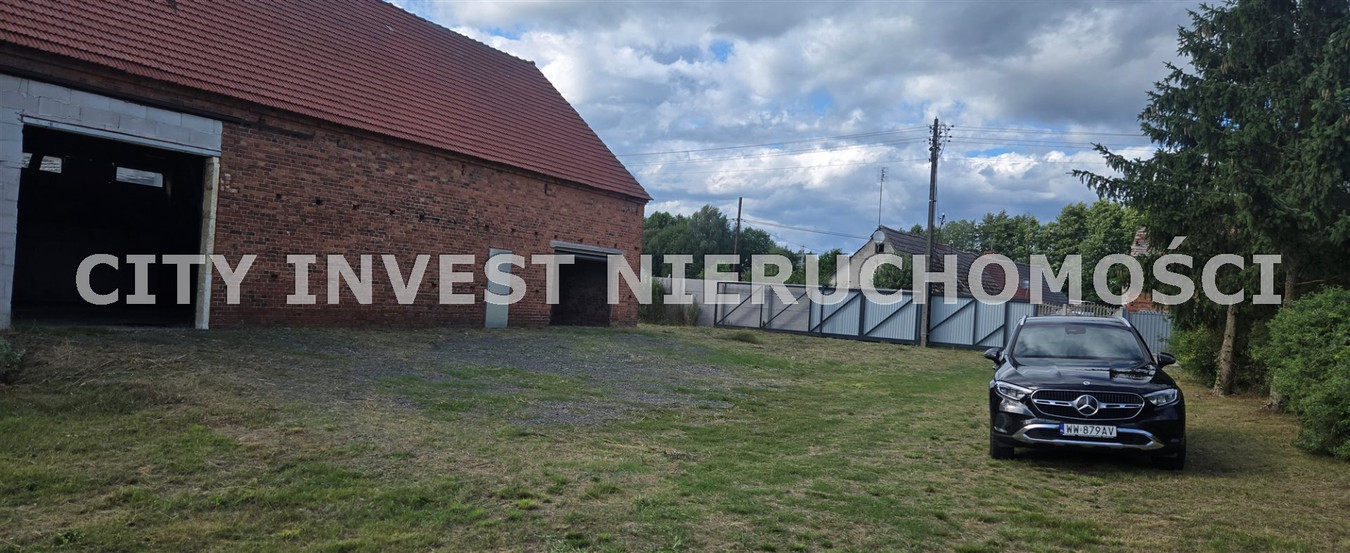 BUDYNEK 240 m² NA DZIAŁCE 1999 m² - Widok 2