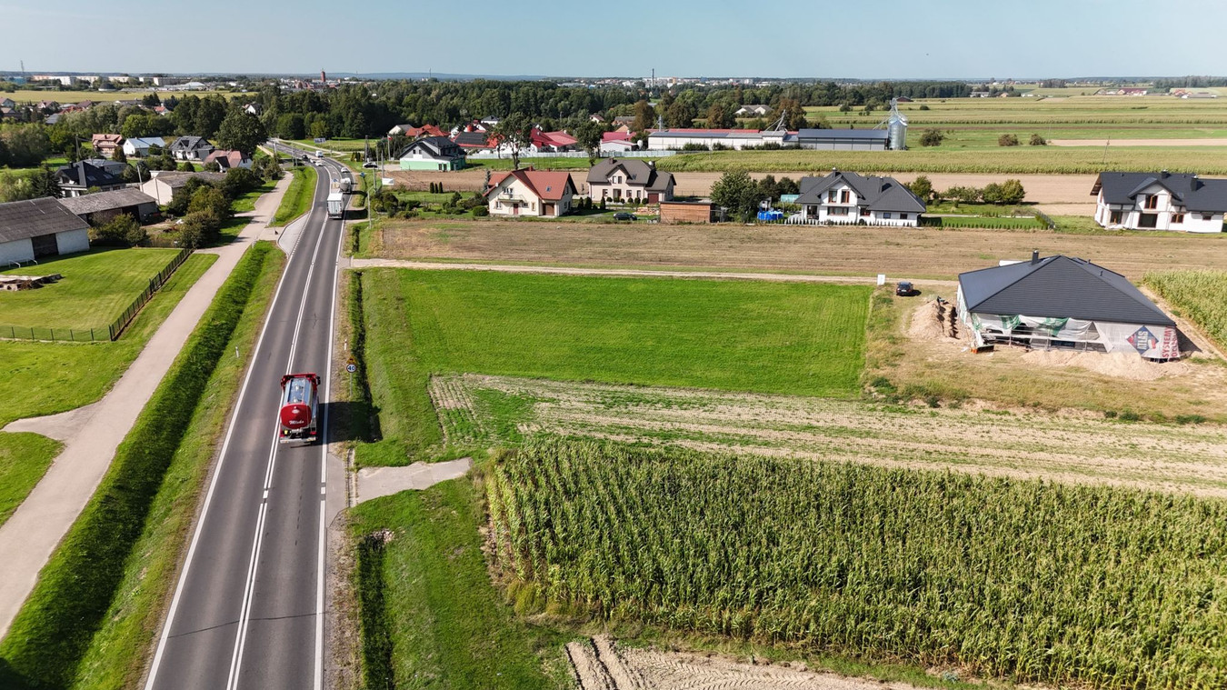 Działka 1193 m² w Woli Zambrowskiej - przy głównej trasie DK63 - Więcej