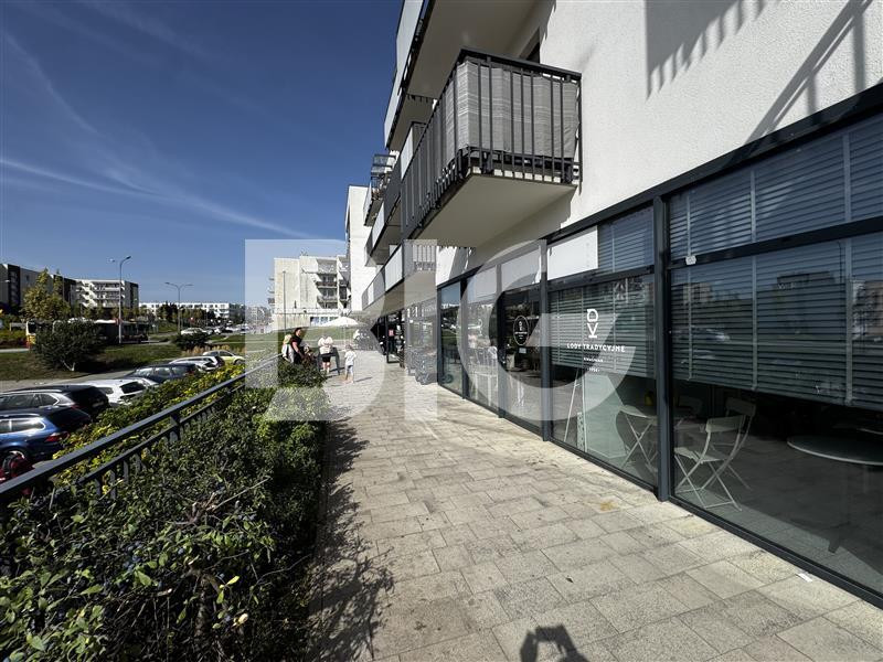 Lokal parterowy, witryny, osiedle mieszkaniowe - Widok 2