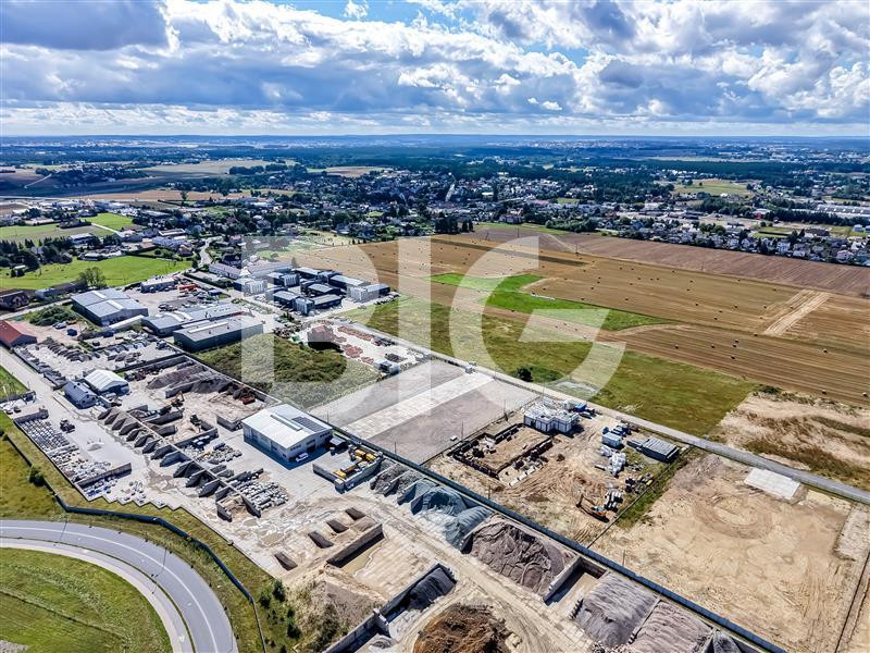 Działka usługowa, utwardzenie, ogrodzenie - Widok 5