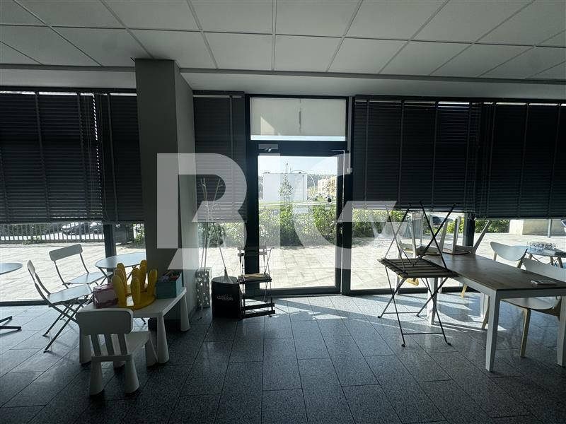 Lokal parterowy, witryny, osiedle mieszkaniowe - Widok 5
