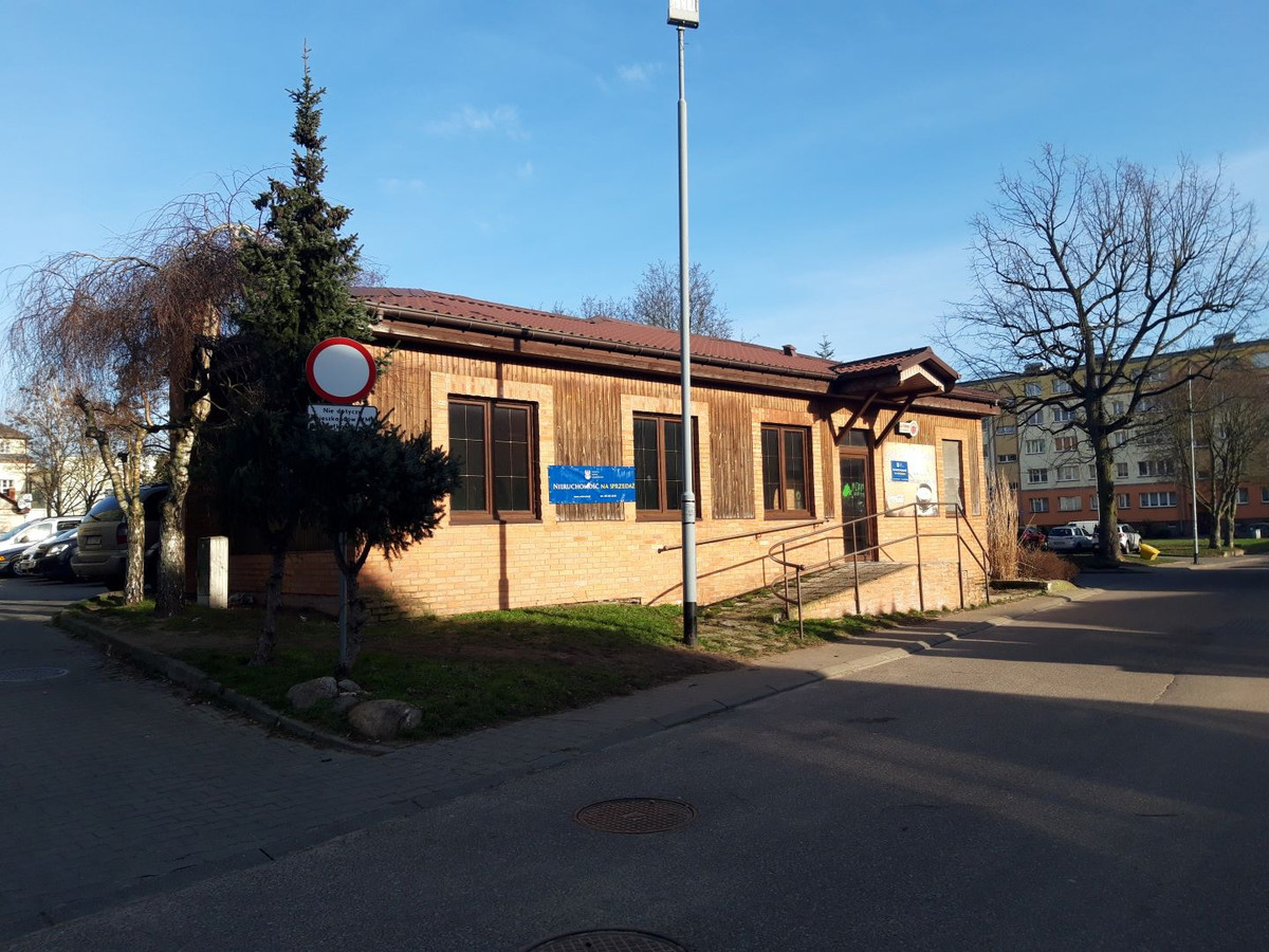 Działka z budynkiem usługowym w samym centrum Świdwina - ul. Niedziałkowskiego 1 - Widok 2
