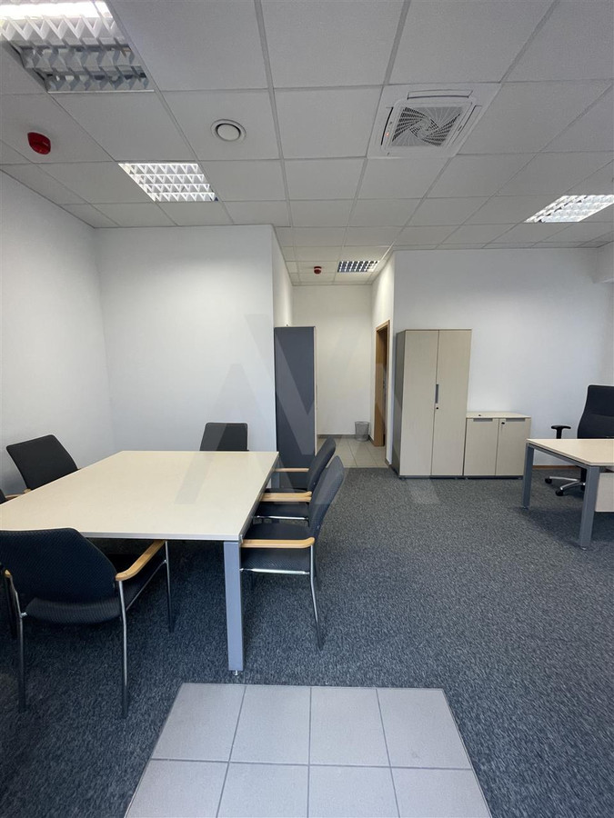 NOWOCZESNE BIURO 36M2, MEBLE, ŚWIATŁOWÓD, PARKING - Widok 2