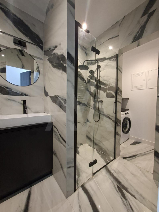 Nowy apartamentowiec - Więcej