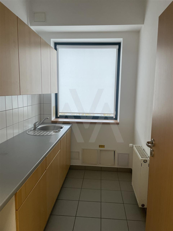 NOWOCZESNE BIURO 36M2, MEBLE, ŚWIATŁOWÓD, PARKING - Widok 4