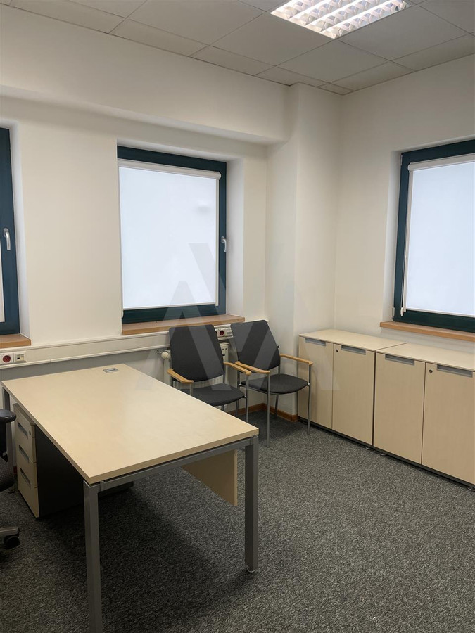NOWOCZESNE BIURO 36M2, MEBLE, ŚWIATŁOWÓD, PARKING - Widok 3