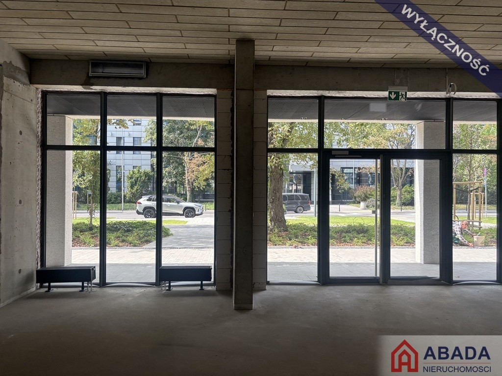 duże witryny od ulicy nowy lokal, parking 4x drzwi - Widok 2