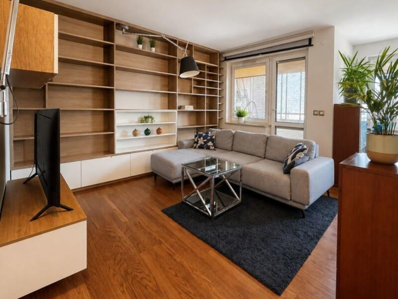 Gocław ul. Ostrobramska ⭐️60 m2/2 pokoje/loggia ⭐️Basen/Parking