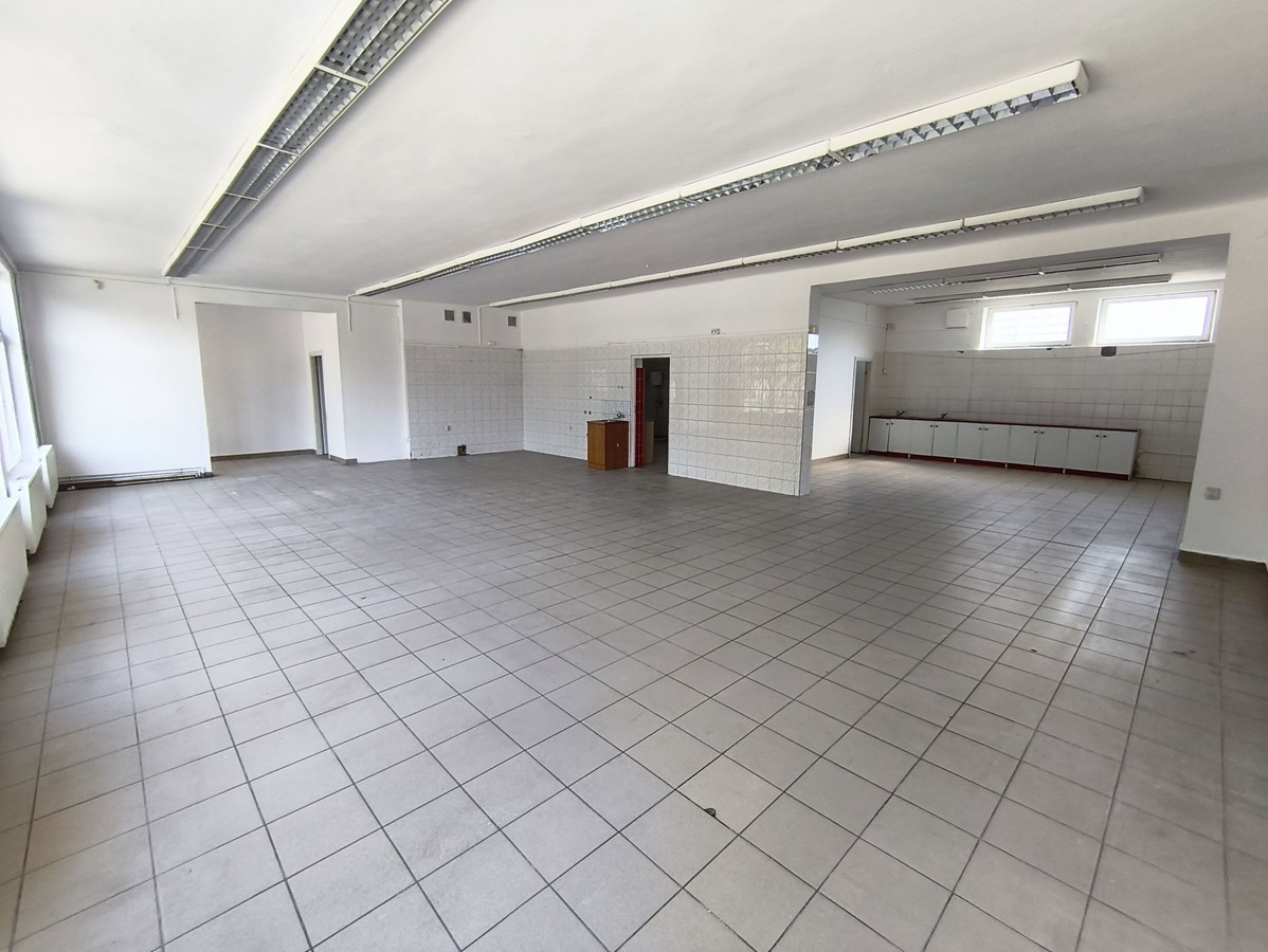 Lokal komercyjny (usługowo-handlowy) na wynajem – Rudnik nad Sanem - Więcej