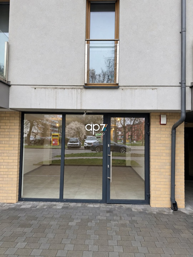 Lokal z witryną | Dębniki | 54,5 m² - Więcej