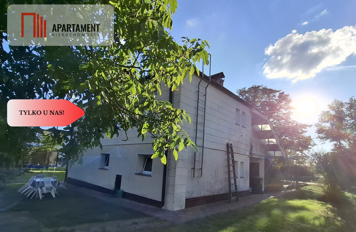 Pruszcz - Dom piętrowy z garażem, duża działka - Widok 2