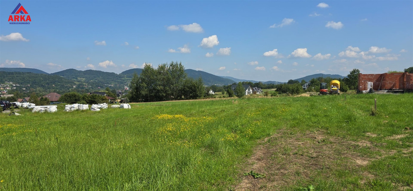 Kształtna widokowa działka budowlana - Widok 2