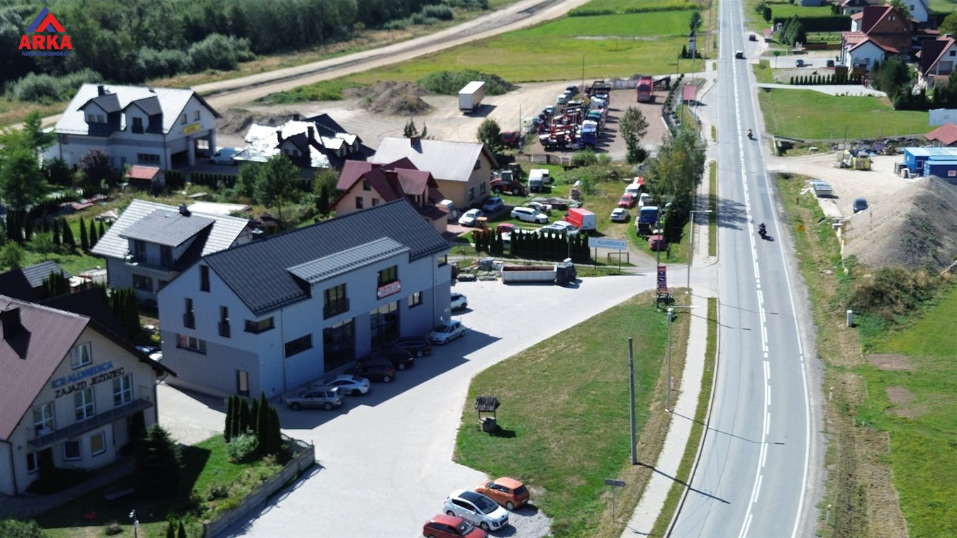 Lokal na wynajem ze świetną widocznością z DK 28 - Widok 2