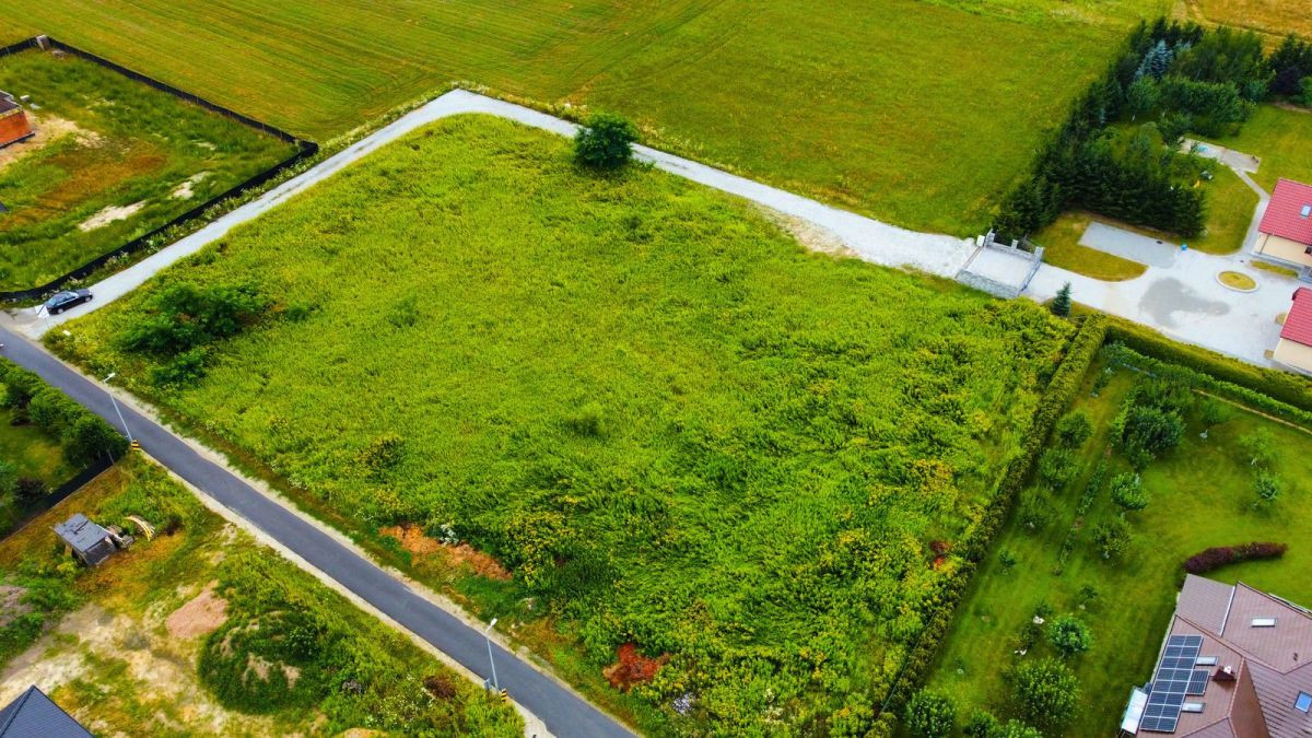 DZIAŁKA W BRZEZINIE 1250M2! Z WZ media w drodze - Więcej
