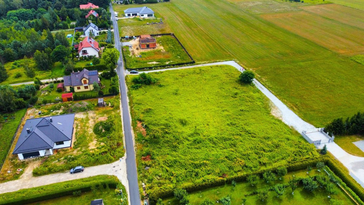DZIAŁKA W BRZEZINIE 1250M2! Z WZ media w drodze - Widok 4