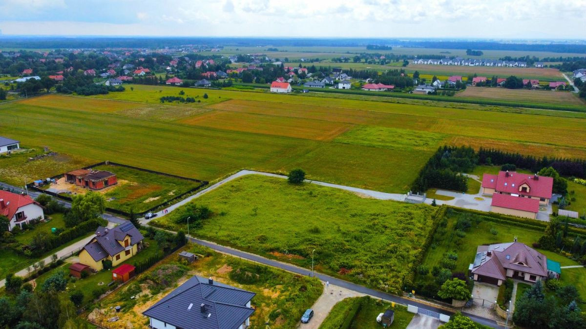 DZIAŁKA W BRZEZINIE 1250M2! Z WZ media w drodze - Widok 5