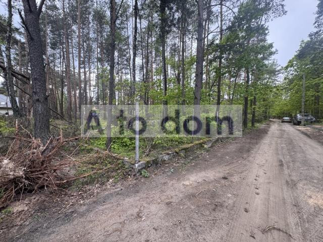 1 KM DO SZKOŁY 2 KM DO PKP - Więcej