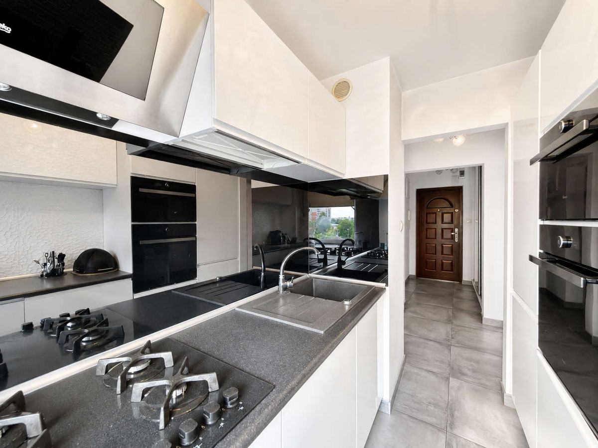 Apartment in Częstochowa, Osiedle Tysiąclecia, Tysiąclecie - Widok 2