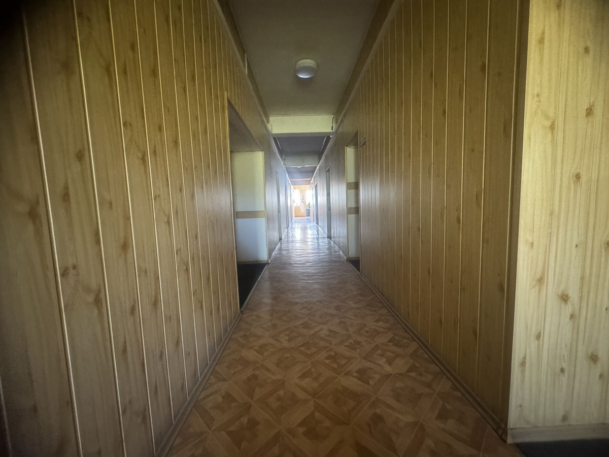 Pokój biurowy na parterze. Dostęp 24 h - Więcej