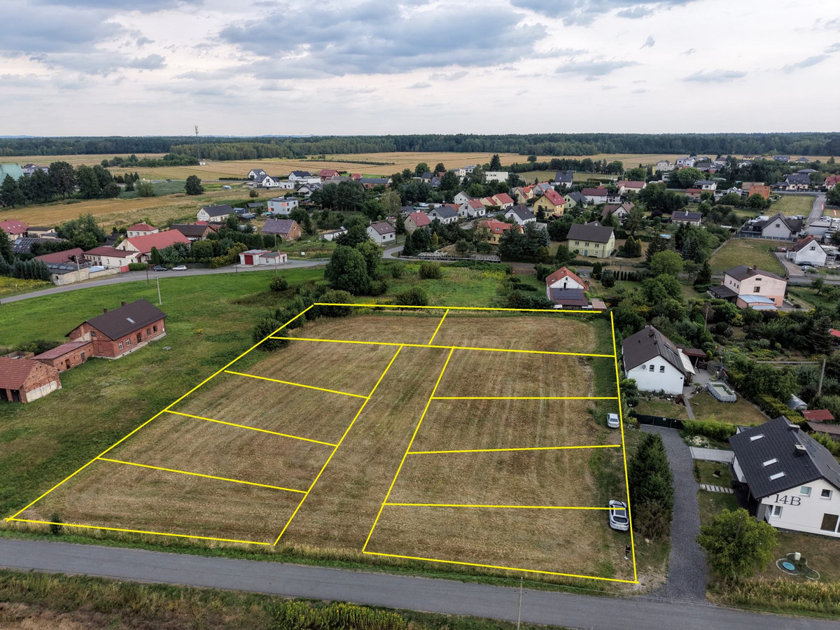 Działka dobrze skomunikowane, fajna okolica
