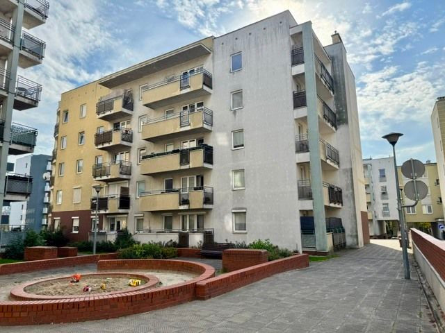 kawalerka z osobną kuchnią na Górczynie