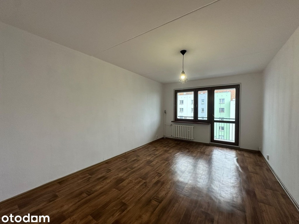 Do zamieszkania I Balkon I Oddzielna kuchnia