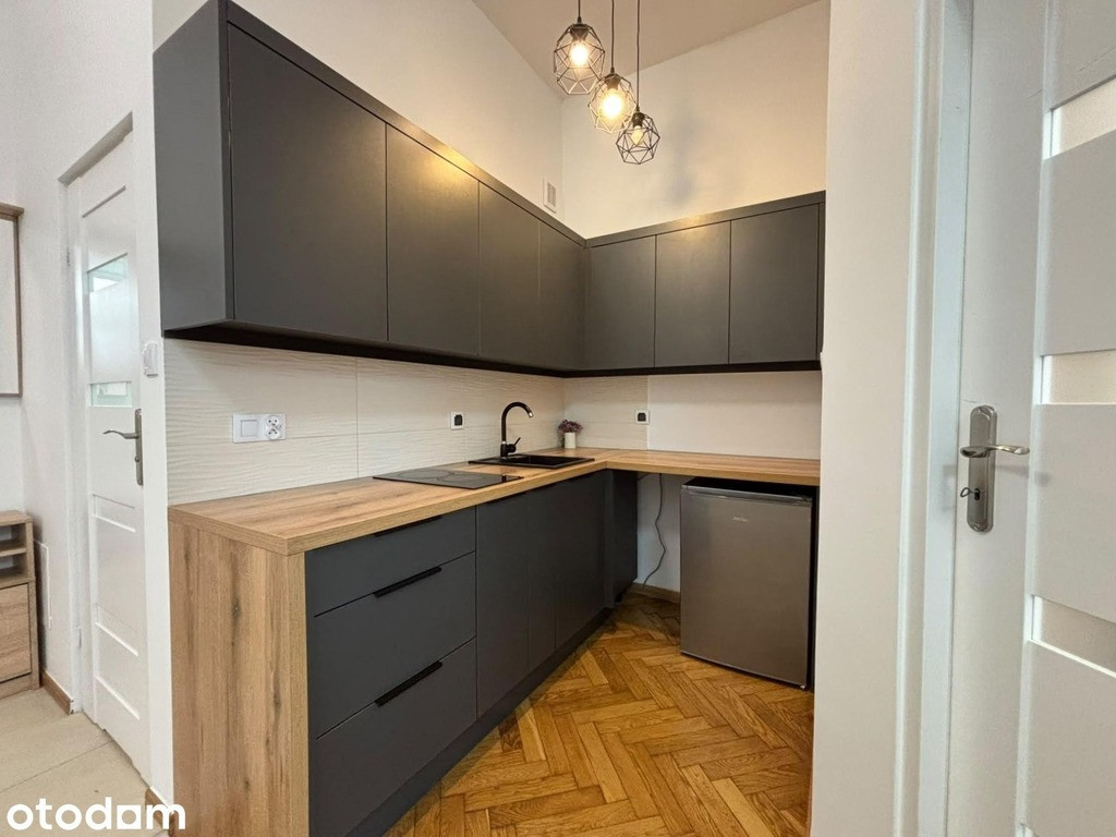 Apartment in Bielsko-Biała, Osiedle Słoneczne, Śródmieście - View 2