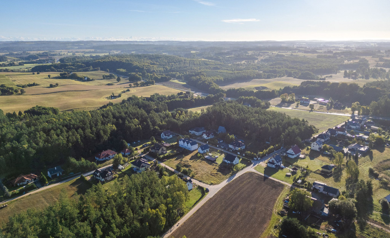 Działka budowlana w otoczeniu lasów na Kaszubach - Więcej