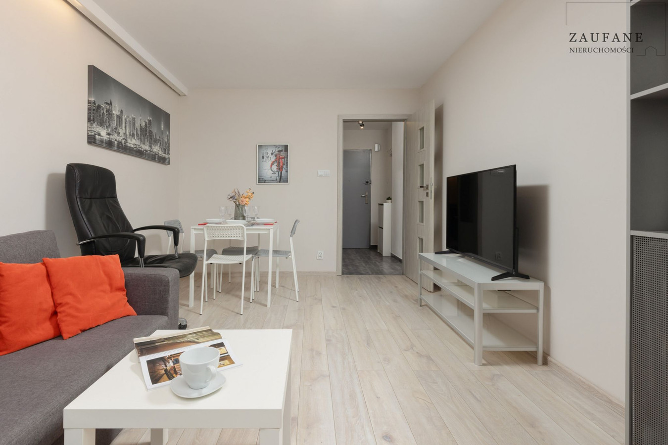 Apartment in Warszawa, Żelazna Brama, Śródmieście - Widok 3