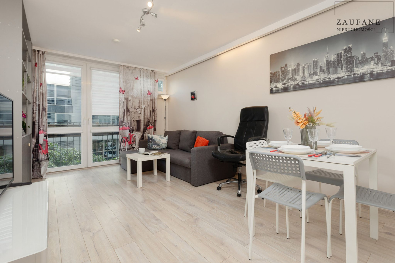 Apartment in Warszawa, Żelazna Brama, Śródmieście - Widok 2