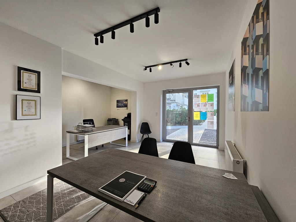 Nowy Bażantów, 37 m², lokal usługowy z witryną - Widok 4