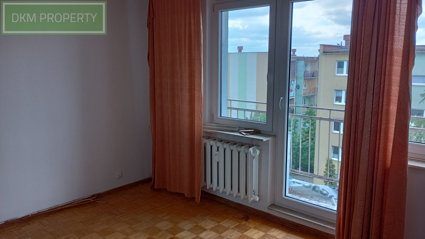 Apartment in Tomaszów Mazowiecki, Osiedle Majora Hubala II, powiat tomaszowski - Więcej