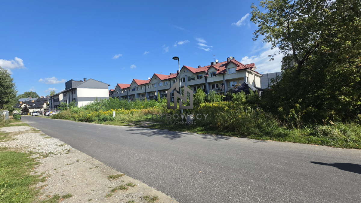 2 działki po 500 m², działki inwestycyjne z WZ - Więcej