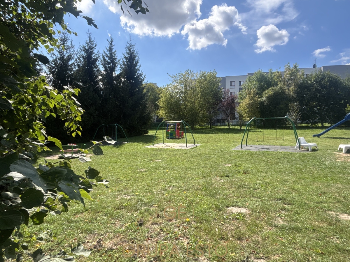 Mieszkanie – Kraków, Nowa Huta - Widok 2