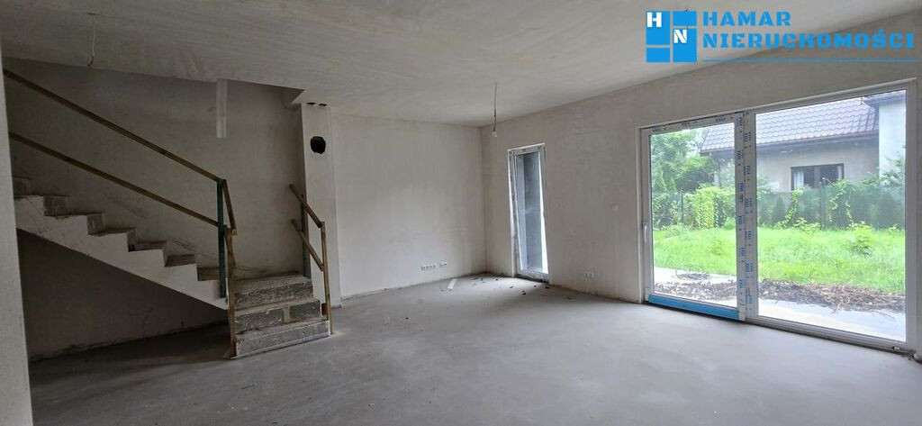 Segment skrajny 186 m², Cicha ulica, miejska wygoda