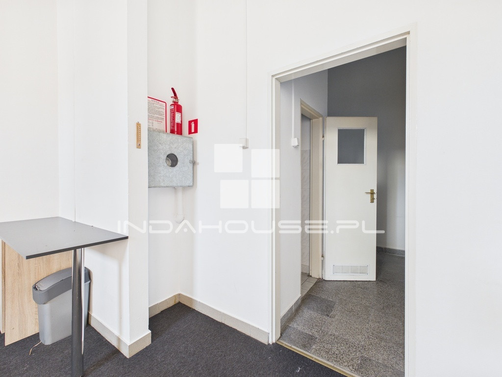 SPRZEDAŻ LOKAL KOMERCYJNY 62 M2 GOCŁAW - Więcej