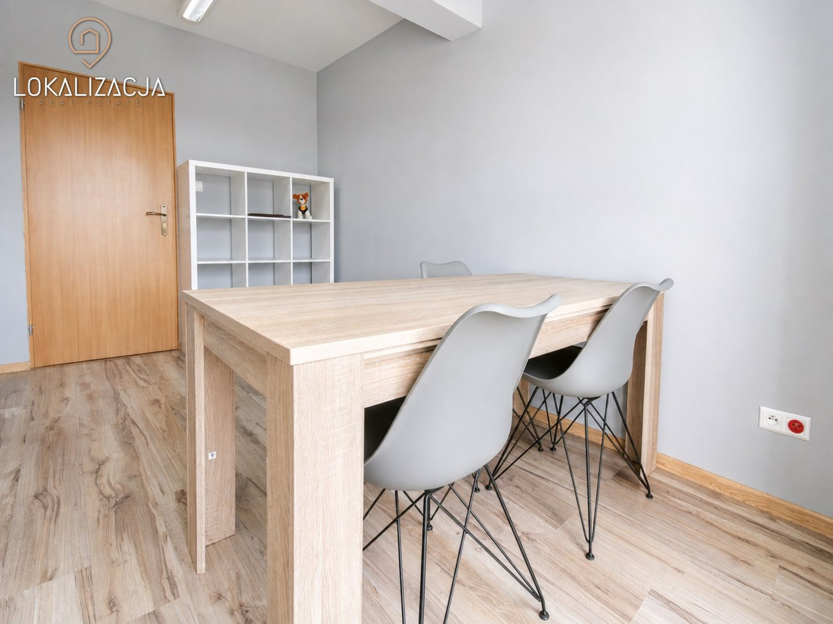 Biuro 30 m² blisko centrum z bezpłatnym parkingiem - Widok 4