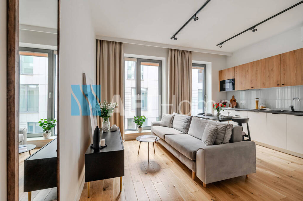 Bez prowizji | Złota, Śródmieście | 2-pokojowy apartament | A/C | Gym